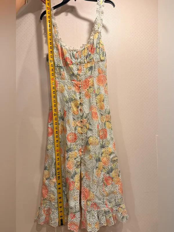 Anthropologie White Ruffled Eyelet Floral Embroidered Dress - Image 7