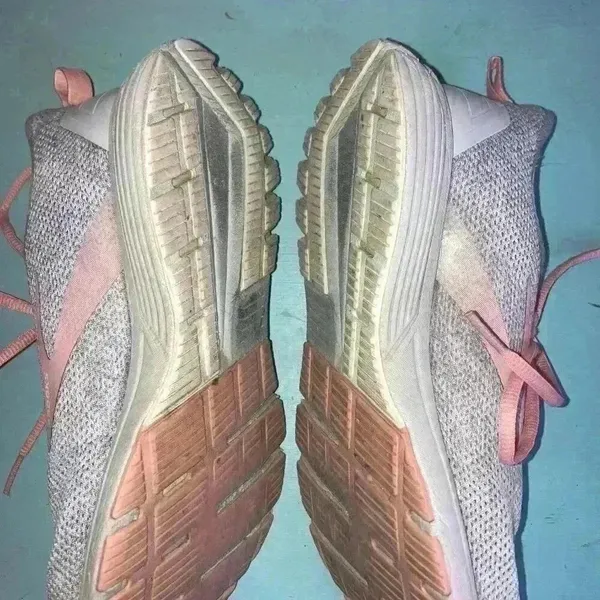 Brooks Anthem 3 Running Sneaker Women's Size 8.5 Gray Pink Peach Coral - Image 6