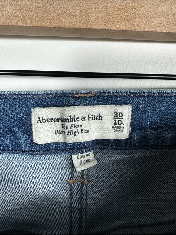 Abercrombie &‎ Fitch The Flare Ultra High Rise Jeans Medium Wash Size 30 Long - Image 9