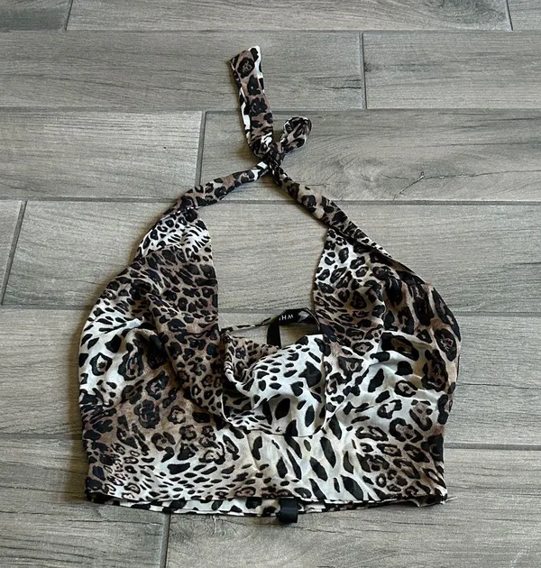 White Fox Boutique like a dime leopard halter top - Image 3