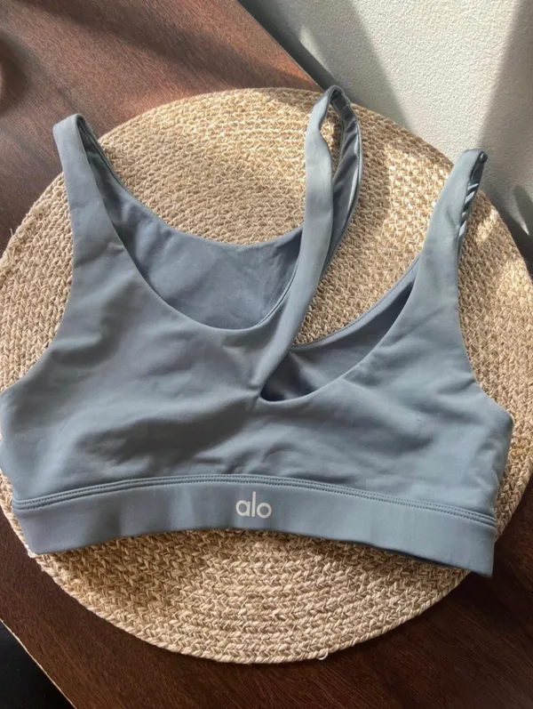 Alo Yoga Peak Bra Anthracite Gray Cutout Asymmetric Sports Bra XS - Image 6