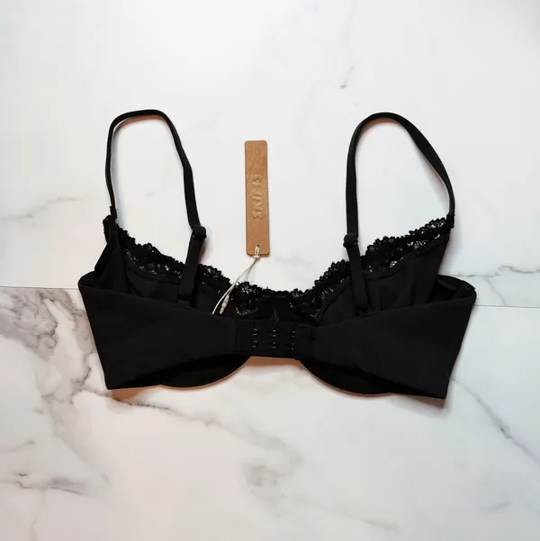 NWT Skims Fits Everybody Lace Unlined Scoop Bra - Image 4