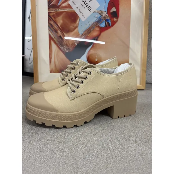 NIB Chinese Laundry Sz 7.5 Banner Cream Canvas Lace Up Block Heel Oxford Shoes - Image 2