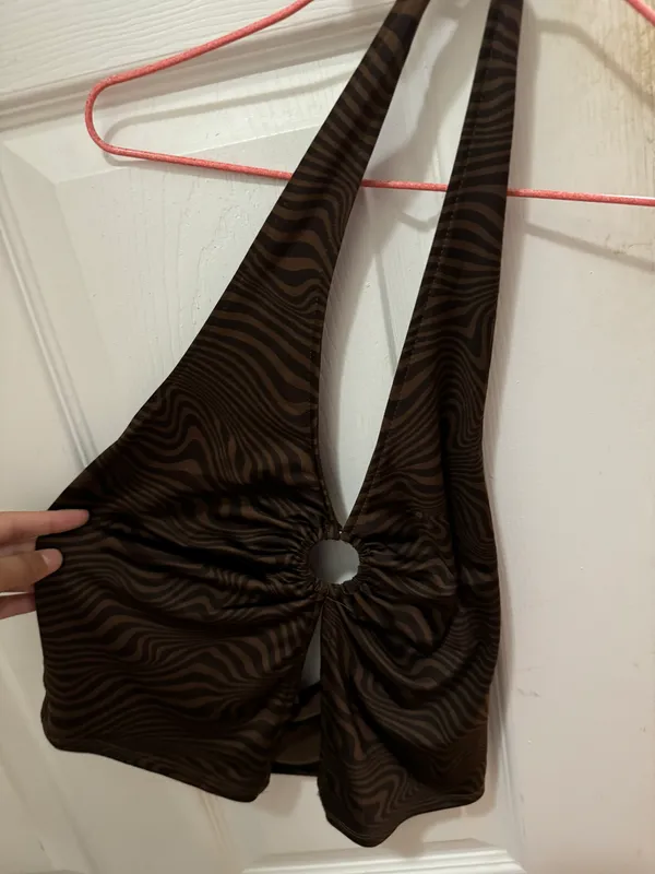 H&M O-Ring Brown Halter Top - Image 2