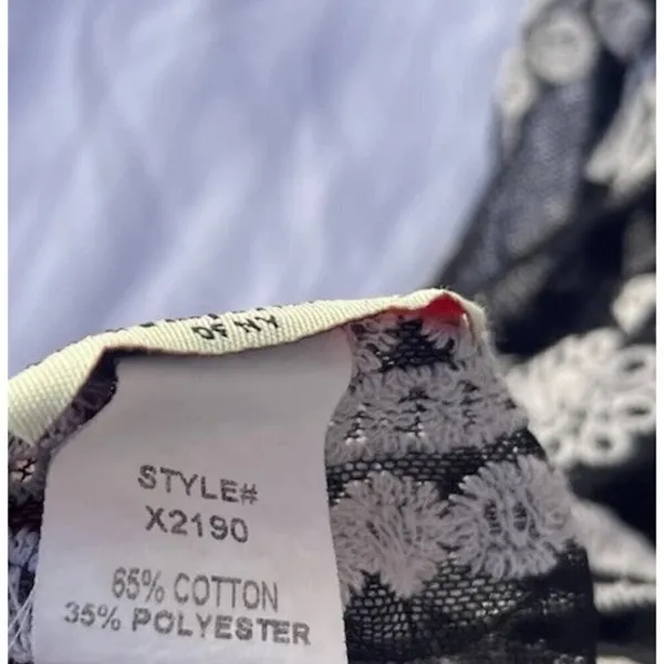 Vintage Vivid Importers of NY Women’s Sz Large Flower Black White Top Blouse - Image 13