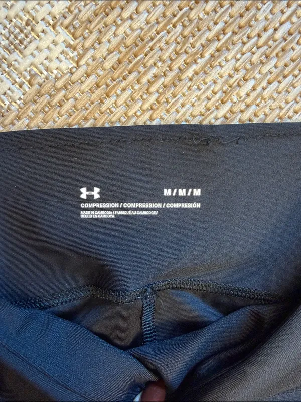 Under Armour Black Girls' Performance Leggings - Image 2