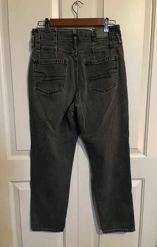 American Eagle Outfitters Moms Jeans - Image 2