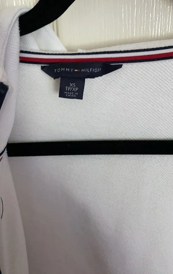 Tommy Hilfiger Zip Up - Image 6