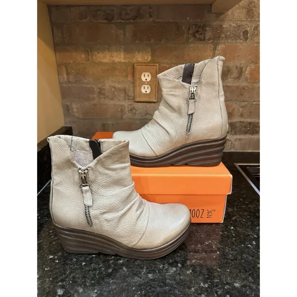 leather Miz Mooz Zuzu wedge booties People Size 36 US 5.5 - Image 2