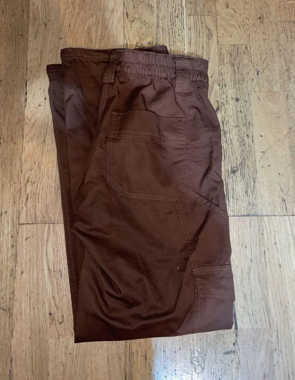 Urban Outfitters Cargo Pants - Image 3