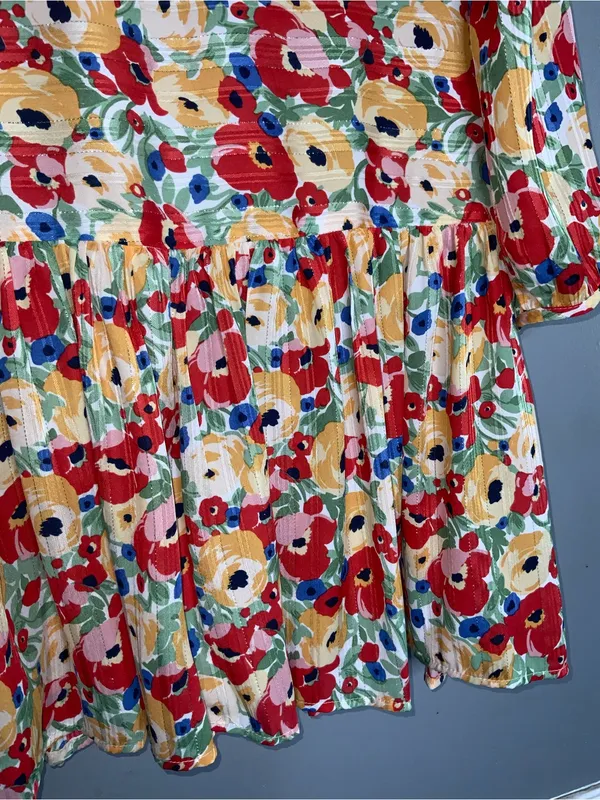 Umgee Floral Puff Sleeve Peplum Top in Red, Yellow, Green & Blue Large - Image 4