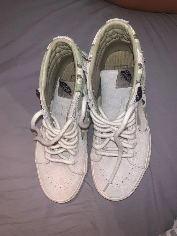High Top  Womens - Image 3