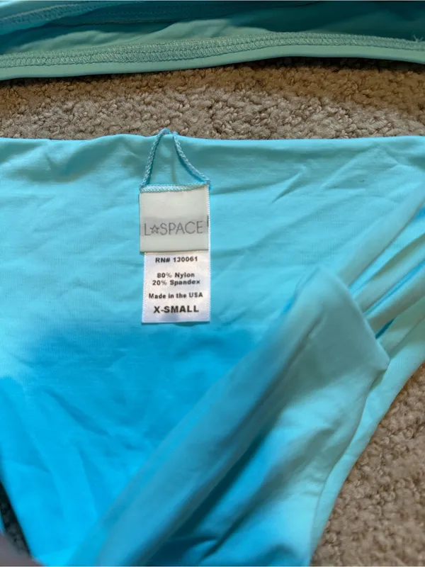 NWOT L*Space Jamie Low Down bikini set extra small - Image 3