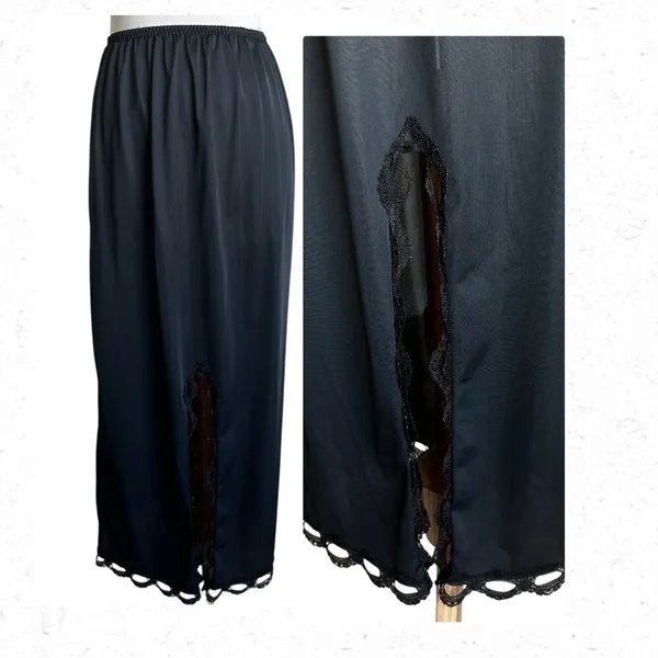 VTG 70s Maxi Half Split Slip M Lace‎ Trim Hem Romantic Goth Lace Coquette Fairy - Image 2