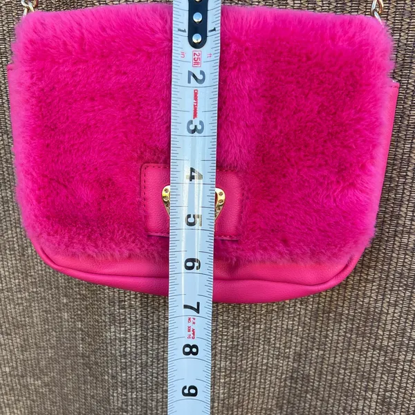 Juicy Couture Vibrant Pink Crossbody Bag Faux Fur Y2K Style - Image 9