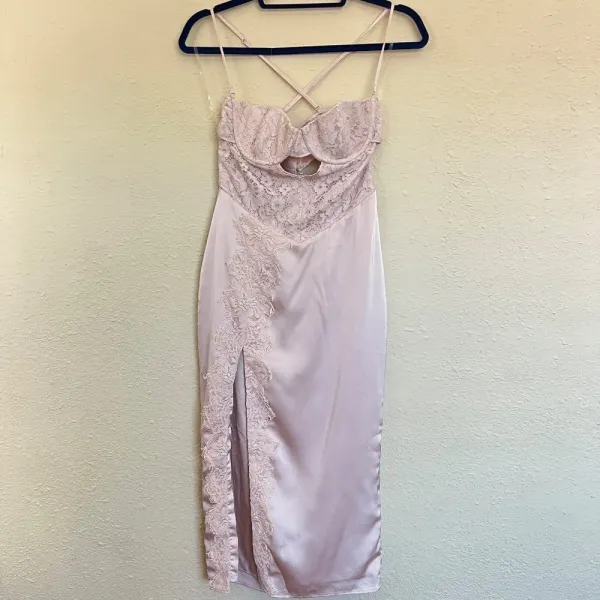HOUSE OF CB 'Georgia' Crystal Satin and Lace Midi Dress cutout Size‎ M NWOT - Image 6