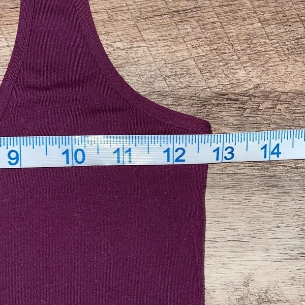 Lululemon Athletica Womens Racerback Scoop Neck Tank‎ Top Size Small - Image 5
