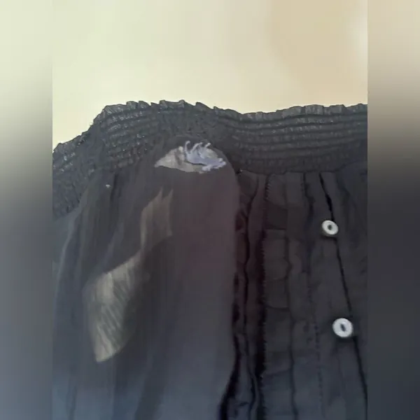 Abercrombie & Fitch Sheer Ruffle Button Blouse Size XS Navy - Image 7