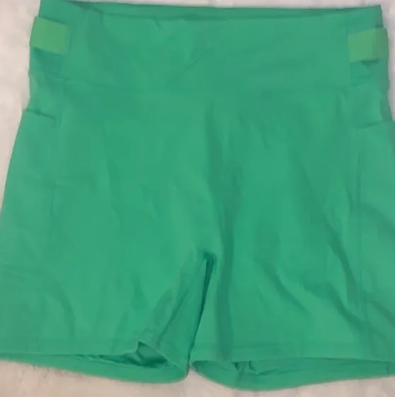 Fabletics Shorts - Image 4