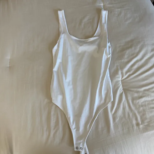 Abercrombie square neck white tank bodysuit - Image 2