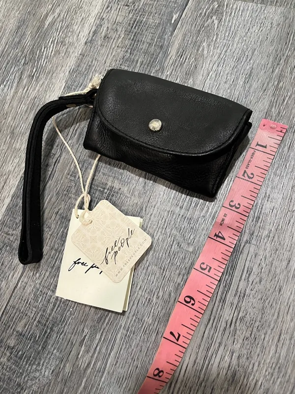 Free People NWT black leather bag lanyard - Image 6