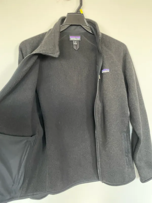 Patagonia Men’s worn wear Full Zip Fleece Jacket Black Gray Size Medium Very New - Image 5