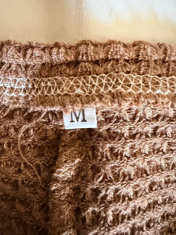 Brown Waffle Knit Long Sleeve Loungewear Pajama Top Medium - Image 4
