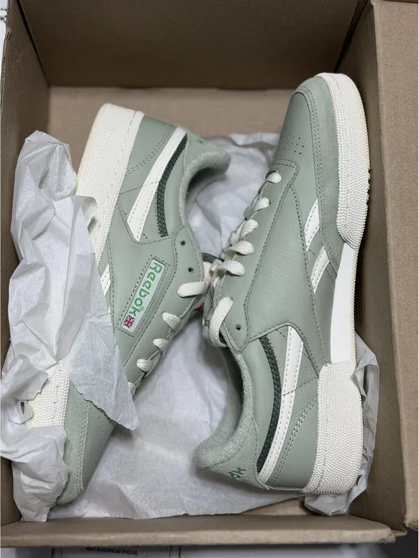 Size 9 US Women’s Reebok Club C Revenge Vintage Tennis Shoes Sneakers Green Chalk - Image 10