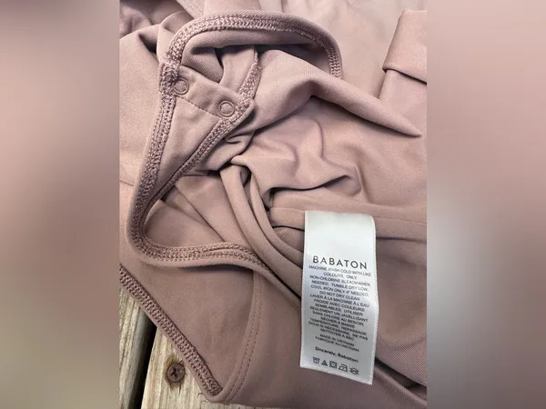 Aritzia Babaton long sleeve Light Mocha bodysuit Size L - Image 6