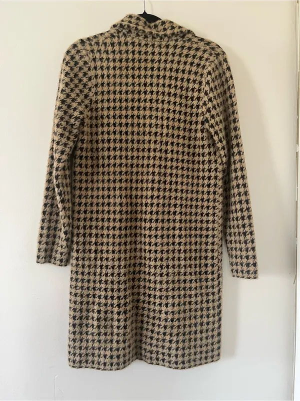 Houndstooth Knit Jacket Coatigan Small Tan Black Quiet Luxury Old Money Layering - Image 4