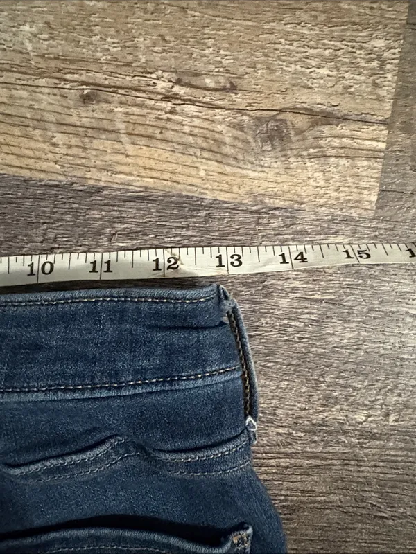 Hollister Women's Dark Blue Distressed Skinny‎ Jeans Size 5L - Image 5