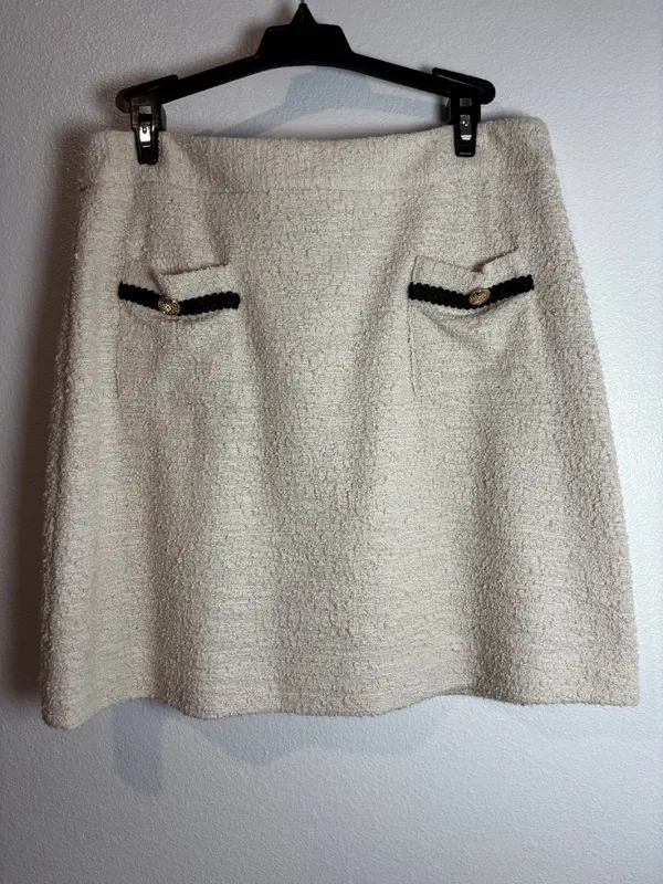 Preston & York Tweed Mini Skirt with Faux Pocket Details - Size M - Image 4