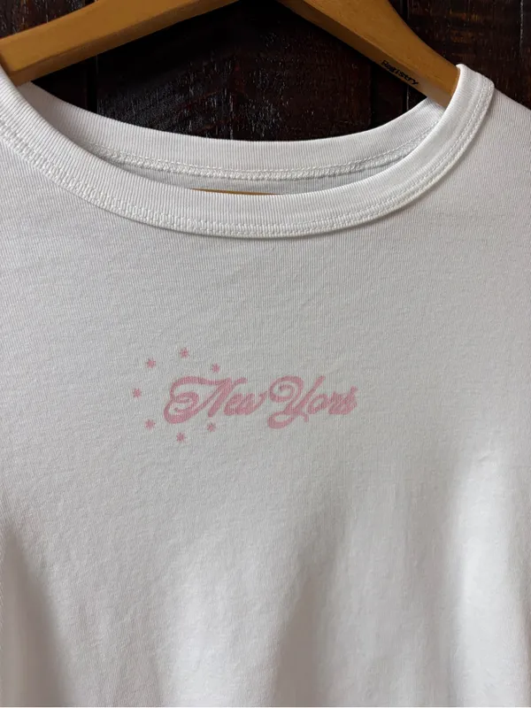 PacSun Cropped White Tee with New York Graphic - NWT XS - Image 4