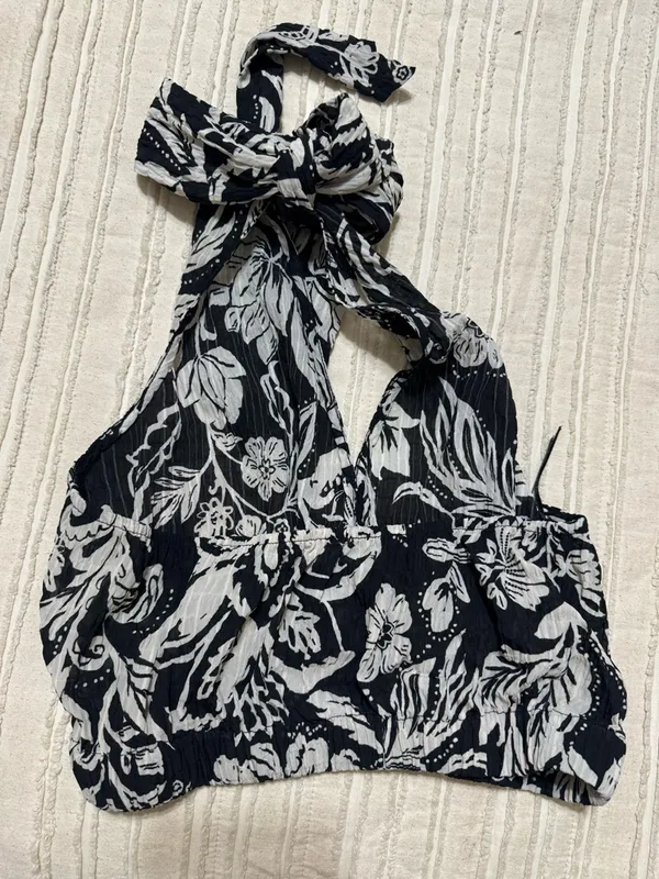 Zara Floral Halter Button Front Crop Top - Image 3