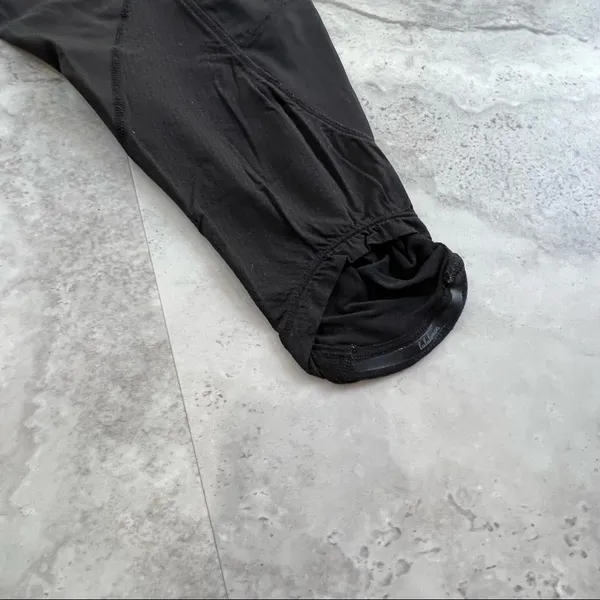 Lululemon 6 Run a‎ Marathon Crop Workout Pants - Image 5