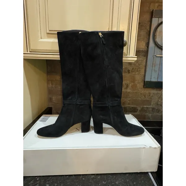 the Lauren Ralph Lauren Kellie Suede Tall Boots in black Size 8 Riding - Image 4