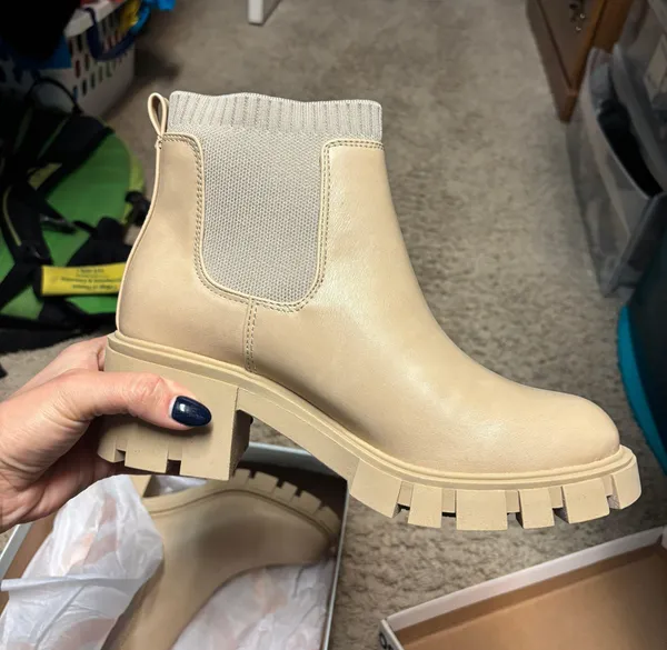 SO Tan  Boots - Image 2