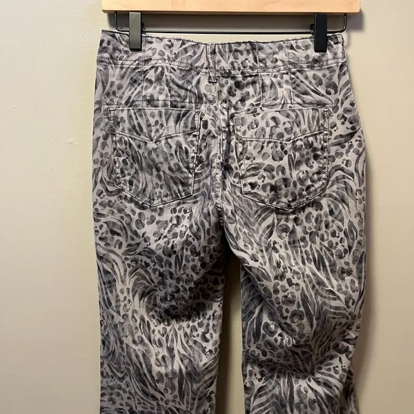 Pilcro Mid-Rise‎ Demilune Utility Pants Wide Leg Size 25 Tall - Image 4