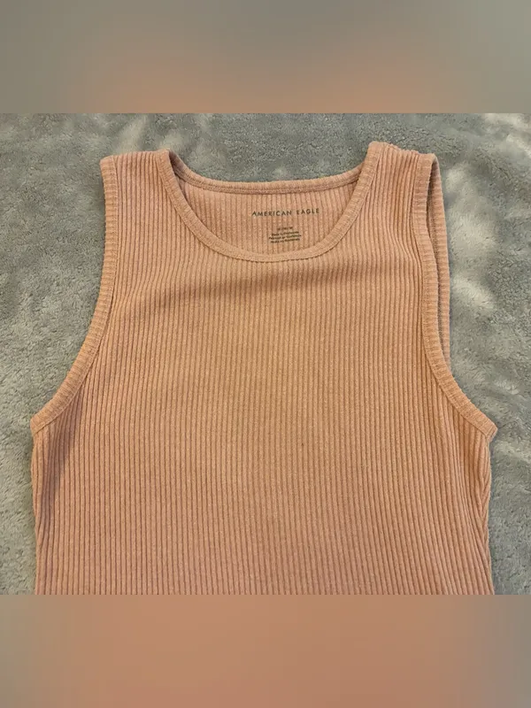 Women’s American Eagle Outfitters Ribbed Peach One-Piece Bodysuit Size Medium - Image 3