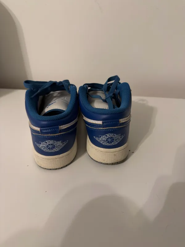 Jordan 1 Low  - Image 4