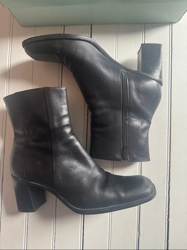 Gianni Bini Booties Black Size 10 - Image 3