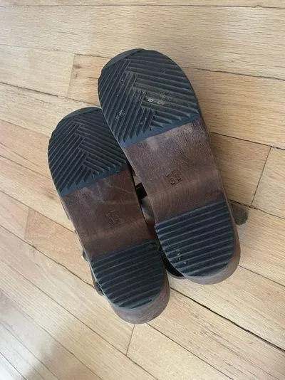 Lotta Low Wood Clogs In Taupe Oiled Nubuck - Image 8