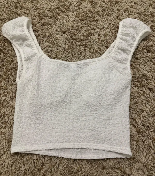 white top - Image 6