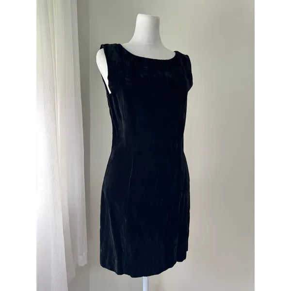 Vintage Y2K Germain Paris Black Velvet Scoop Neck Sleeveless Mini Dress - Image 3