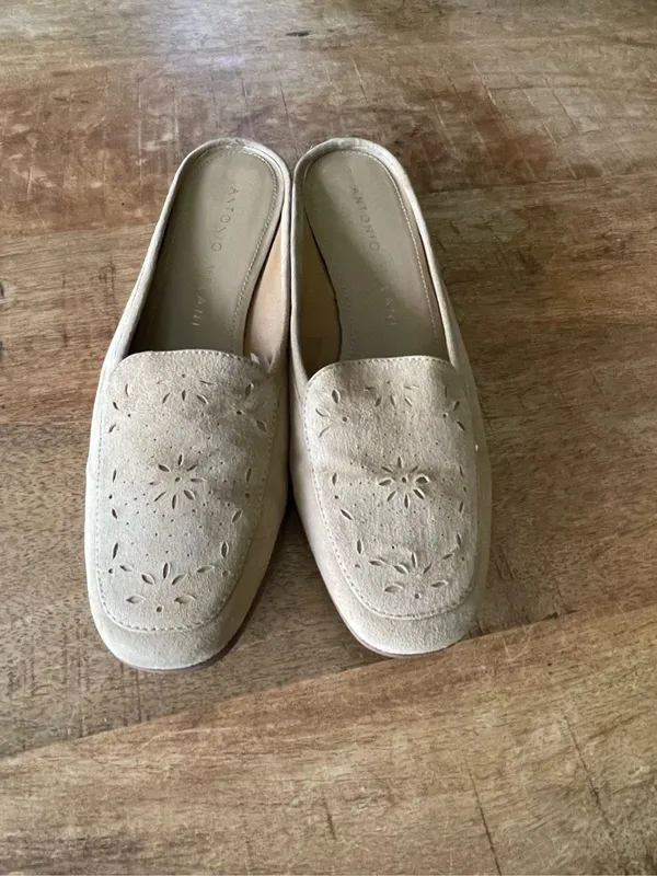ANTONIO MELANI Suede Beige Mules Women's with a small comfortable heel 7.5 - Image 2