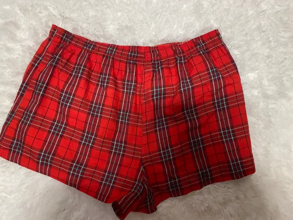PINK shorts - Image 2