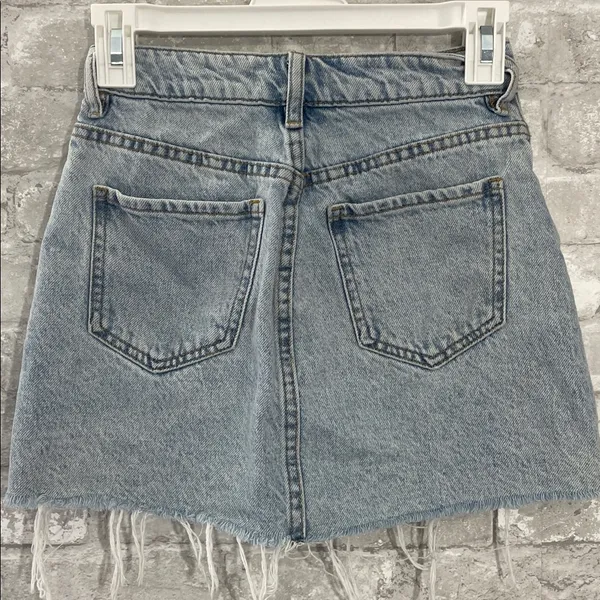 PacSun Light Blue Frayed Hem Mini Skirt - Image 2