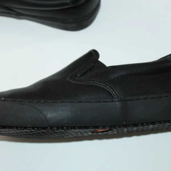Lugz Oil and Slip Resistant Shoes Size 7 - Image 6