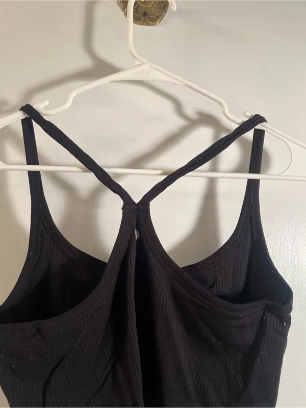 Women’s Athletic Tank Top Ribbed Black Cropped Racerback V-Neck Stretch - Image 5