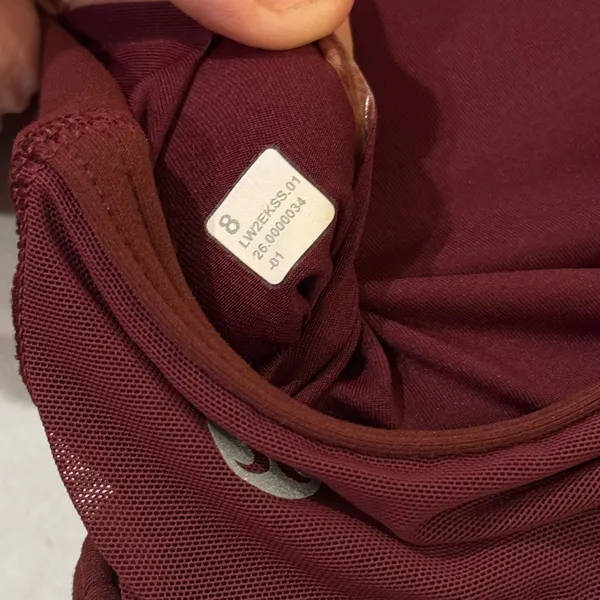 Lululemon Invigorate Bra Women 8 Red Merlot‎ High Support Racerback Mesh Running - Image 2